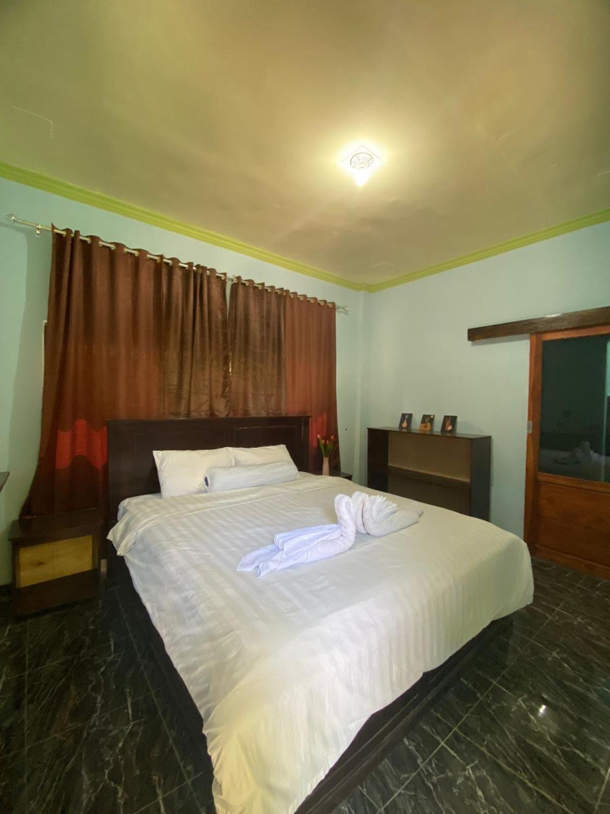 Kurnia Family Homestay & Restaurant! Huu エクステリア 写真