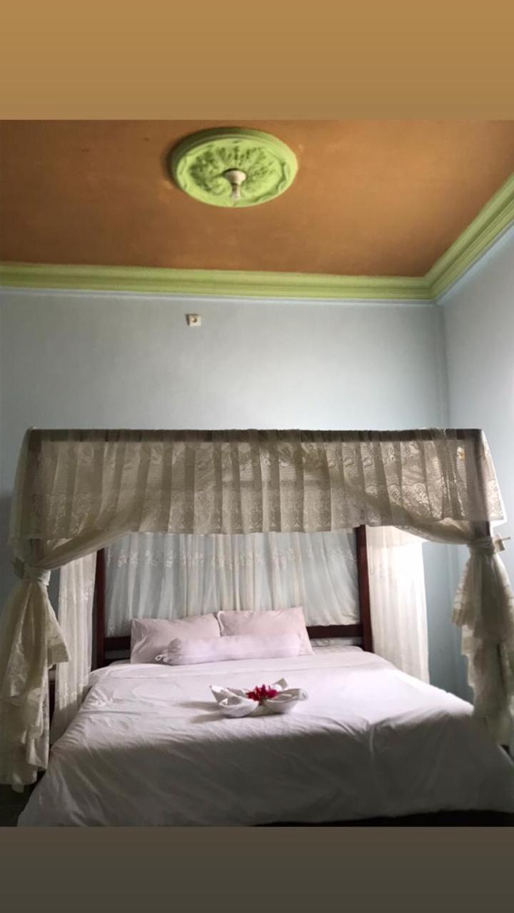 Kurnia Family Homestay & Restaurant! Huu エクステリア 写真