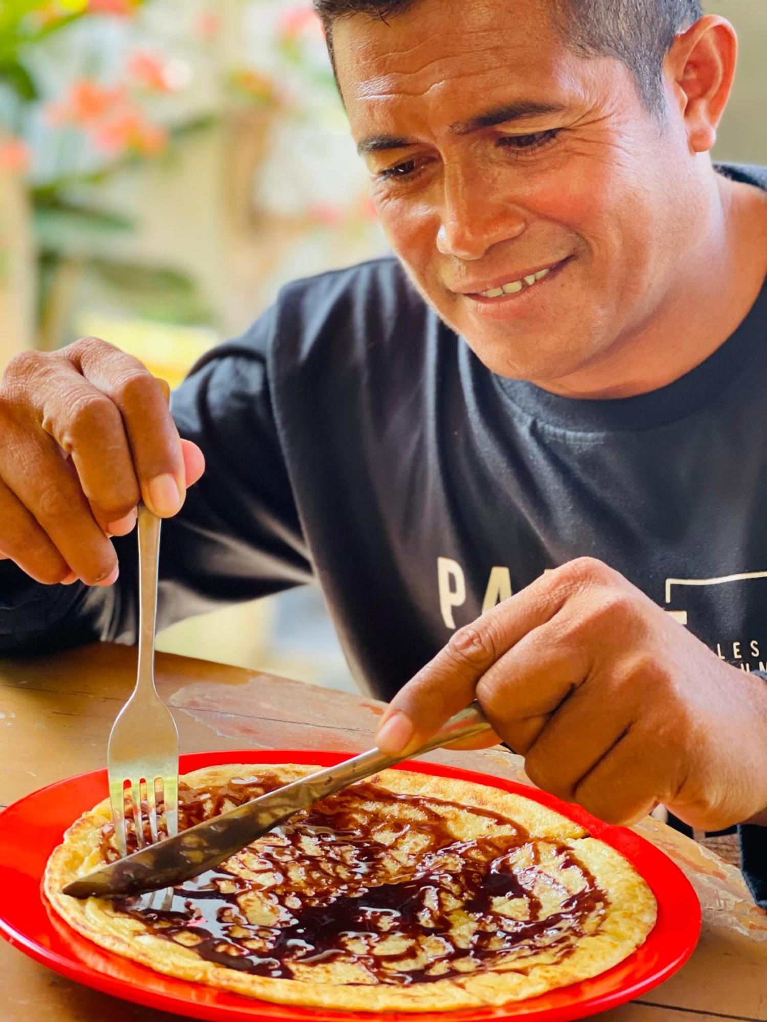 Kurnia Family Homestay & Restaurant! Huu エクステリア 写真
