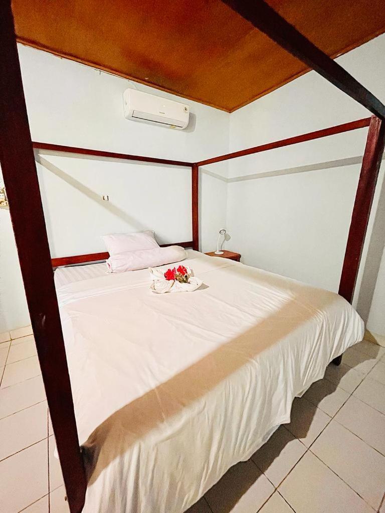 Kurnia Family Homestay & Restaurant! Huu エクステリア 写真
